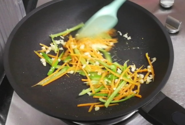 涼拌金針菇的做法-酸甜味拌菜譜-易網(wǎng)健康養(yǎng)生網(wǎng) 涼拌金針菇的做法-酸甜味拌菜譜