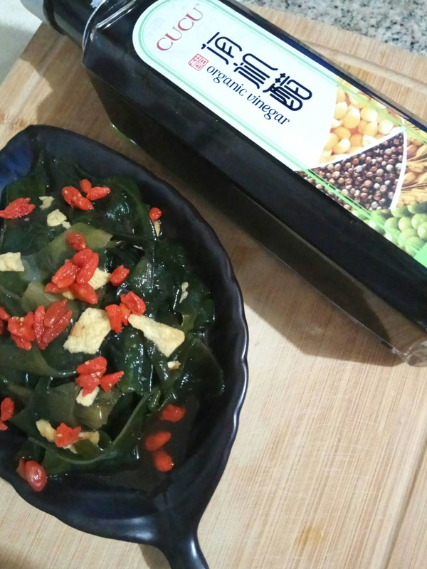 爽口涼拌裙帶菜的做法-家常味拌菜譜-易網(wǎng)健康養(yǎng)生網(wǎng) 爽口涼拌裙帶菜的做法-家常味拌菜譜