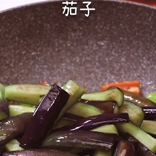 家常魚香茄子的做法-家常味炒菜譜