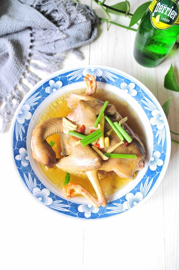 清蒸鴿子的做法-家常味蒸菜譜-易網(wǎng)健康養(yǎng)生網(wǎng) 清蒸鴿子的做法-家常味蒸菜譜