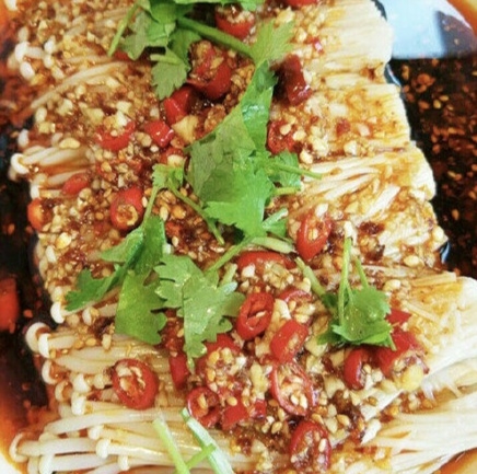 紅油金針菇的做法-家常味拌菜譜