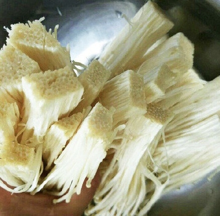 紅油金針菇的做法-家常味拌菜譜