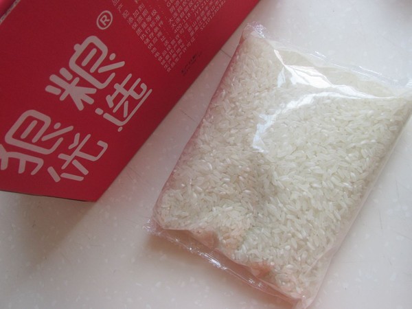 香腸玉米青豆飯的做法-咸鮮味蒸菜譜-易網(wǎng)<a href=http://www.aoa7937.com/ target=_blank class=infotextkey>健康養(yǎng)生</a>網(wǎng) 香腸玉米青豆飯的做法-咸鮮味蒸菜譜