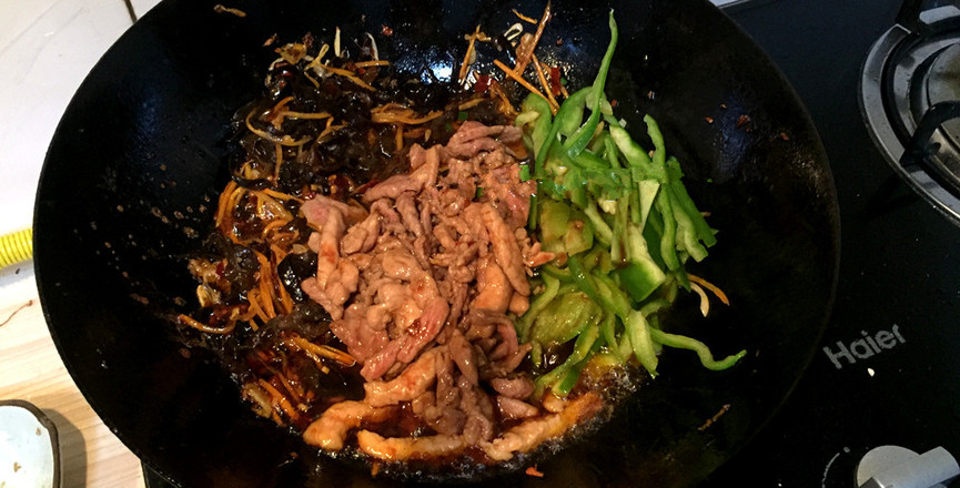 魚香肉絲,小美的美食的做法-魚香味炒菜譜-易網健康養生網 魚香肉絲,小美的美食的做法-魚香味炒菜譜