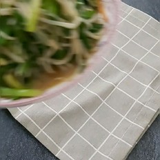 韭菜炒豆芽的做法-家常味炒菜譜