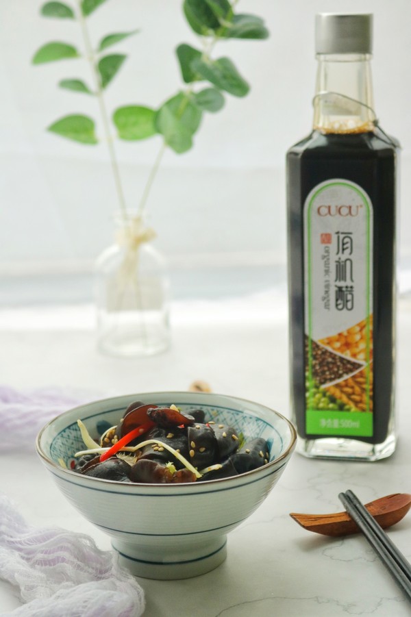老醋木耳的做法-家常味拌菜譜-易網健康養生網 老醋木耳的做法-家常味拌菜譜
