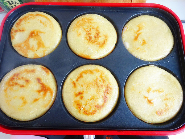 褐麥糊雞蛋餅的做法-蔥香味烙菜譜-易網(wǎng)健康養(yǎng)生網(wǎng) 褐麥糊雞蛋餅的做法-蔥香味烙菜譜