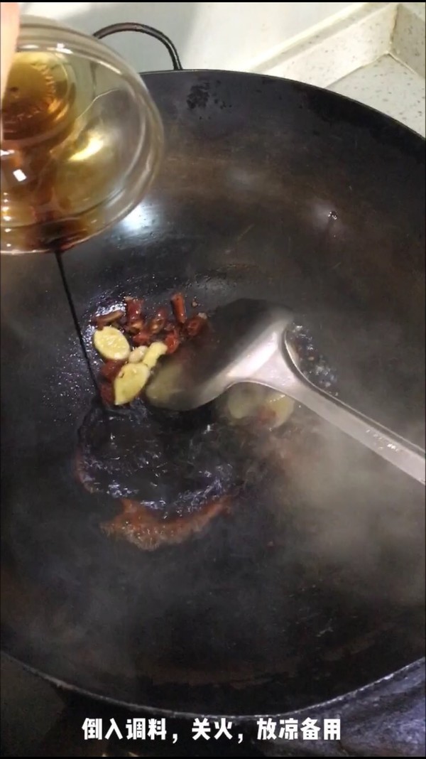 熗拌黃瓜的做法-酸辣味拌菜譜
