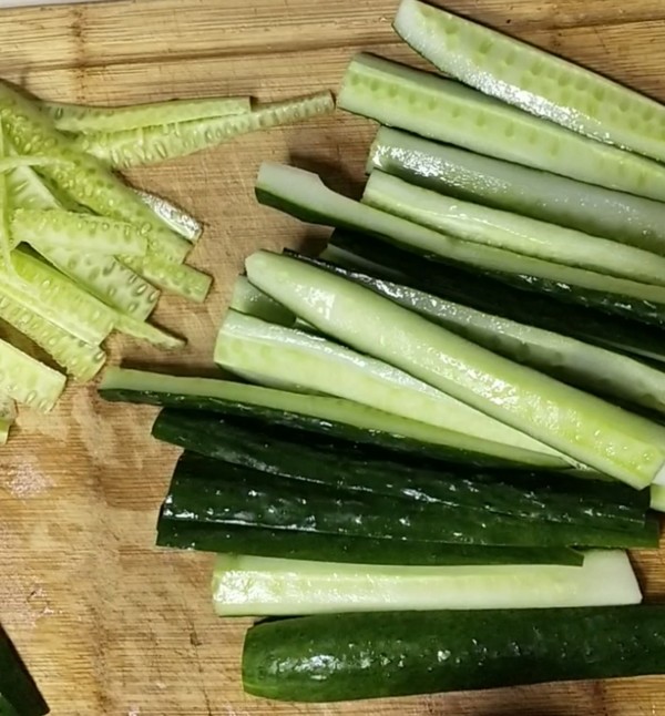 醋泡黃瓜的做法-酸辣味腌菜譜