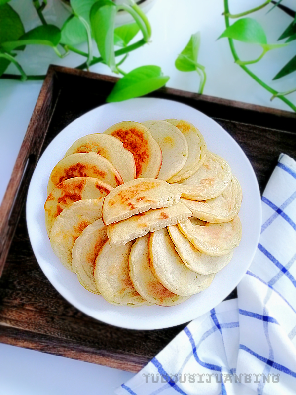 褐麥糊雞蛋餅的做法-蔥香味烙菜譜-易網(wǎng)健康養(yǎng)生網(wǎng) 褐麥糊雞蛋餅的做法-蔥香味烙菜譜