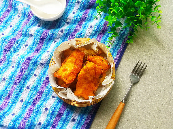油煎魚片的做法-香辣味炸菜譜-易網健康養生網 油煎魚片的做法-香辣味炸菜譜