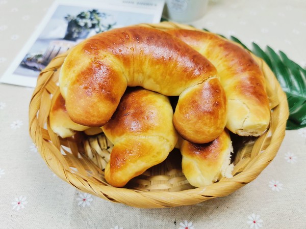 牛角軟面包的做法-甜味烘焙菜譜-易網(wǎng)健康養(yǎng)生網(wǎng) 牛角軟面包的做法-甜味烘焙菜譜