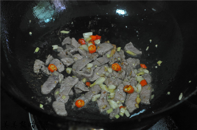 豌豆炒牛肉的做法-家常味炒菜譜-易網健康養生網 豌豆炒牛肉的做法-家常味炒菜譜
