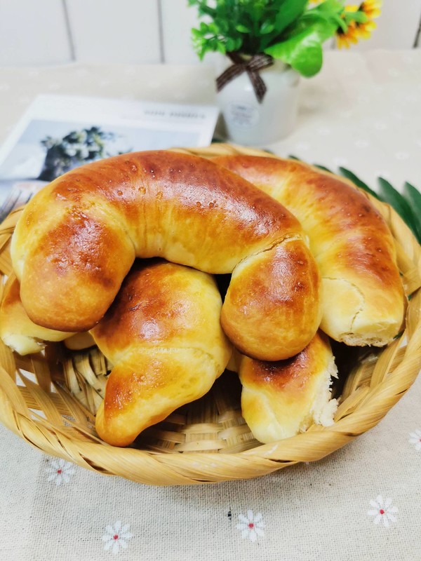 牛角軟面包的做法-甜味烘焙菜譜-易網(wǎng)健康養(yǎng)生網(wǎng) 牛角軟面包的做法-甜味烘焙菜譜