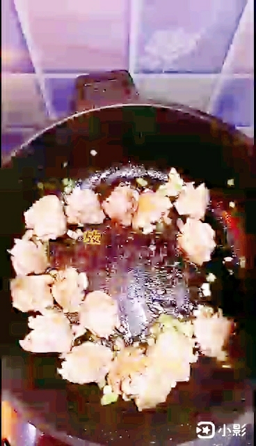 土豆燒雞翅的做法-家常味燒菜譜