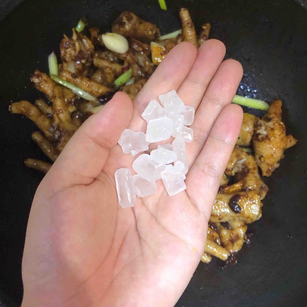 香辣雞爪的做法-香辣味煮菜譜