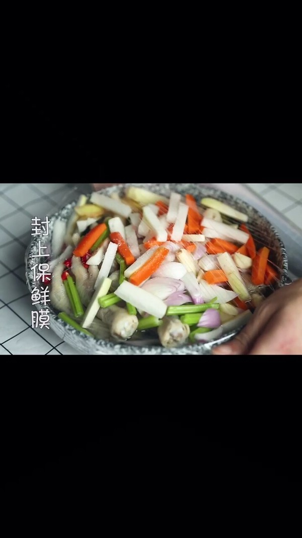 野山椒泡鳳爪的做法-酸辣味腌菜譜