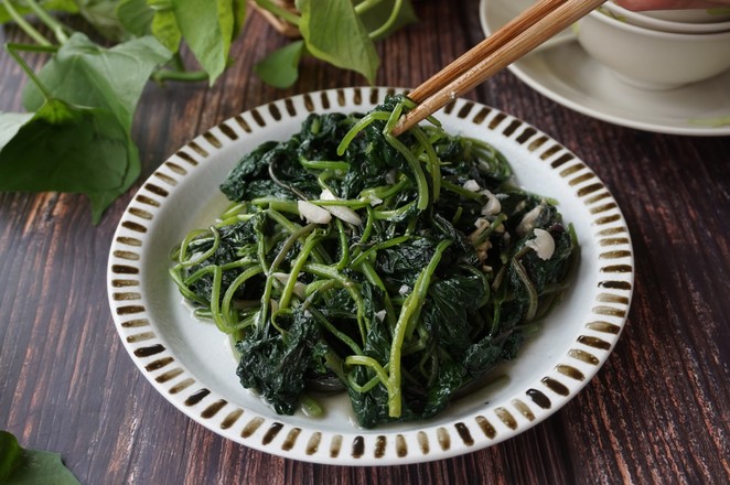 蒜蓉炒薯藤的做法-家常味炒菜譜