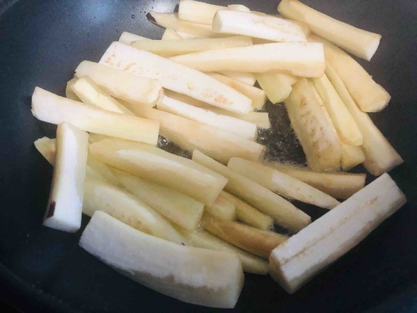 茄子這樣做，比肉還好吃，不一樣的肉沫茄子的做法-酸甜味炒菜譜