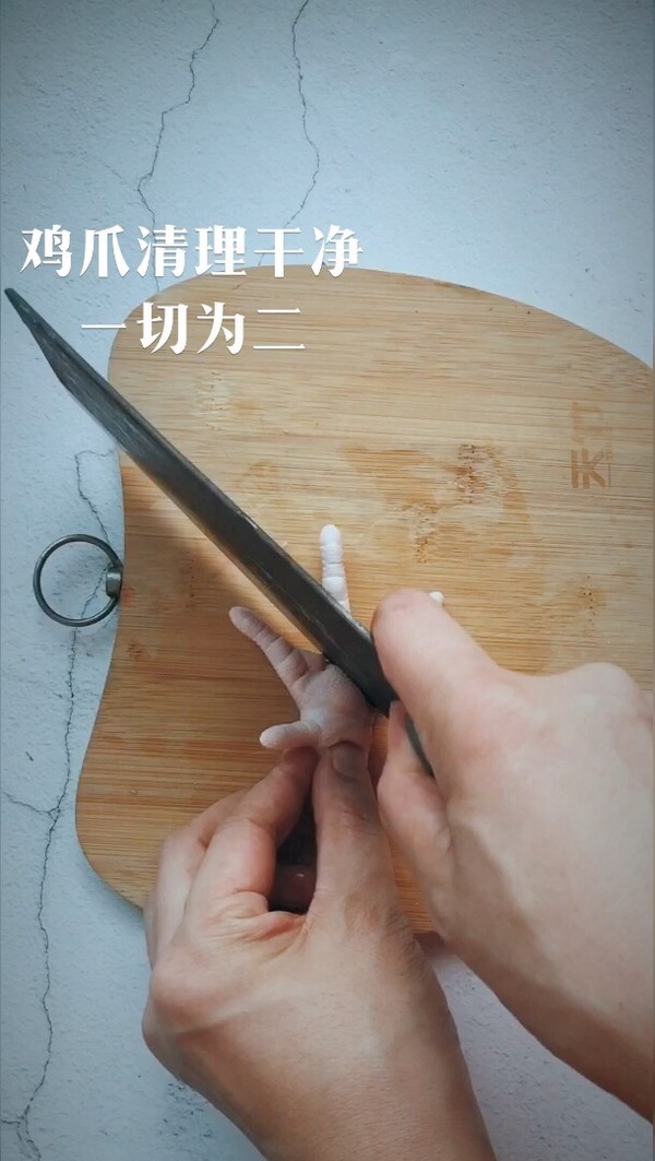 濃香燒雞爪的做法-香辣味煮菜譜