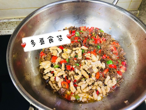 下飯菜~辣椒炒筍干的做法-香辣味炒菜譜-易網健康養生網 下飯菜~辣椒炒筍干的做法-香辣味炒菜譜