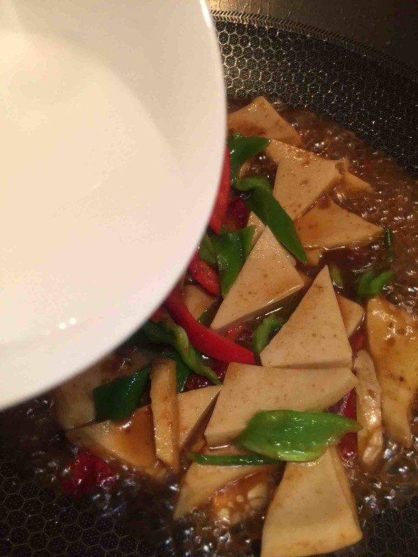 醬燒千頁豆腐的做法-香辣味炒菜譜