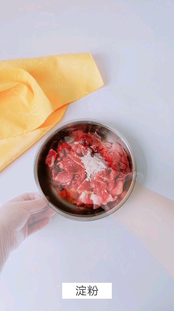 干鍋肉片的做法-咸鮮味燜菜譜-易網<a href=http://www.aoa7937.com/ target=_blank class=infotextkey>健康養生</a>網 干鍋肉片的做法-咸鮮味燜菜譜