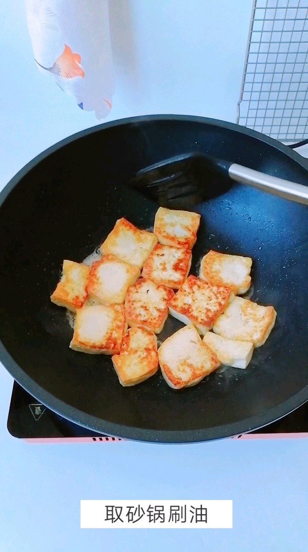 干鍋豆腐的做法-咸鮮味燜菜譜