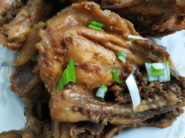 紅燒雞骨架的做法-咸鮮味煮菜譜-易網(wǎng)健康養(yǎng)生網(wǎng) 紅燒雞骨架的做法-咸鮮味煮菜譜