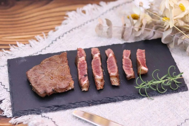 煎牛排的做法-其它口味煎菜譜-易網(wǎng)健康養(yǎng)生網(wǎng) 煎牛排的做法-其它口味煎菜譜