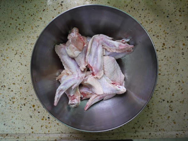 香茅烤雞翅的做法-家常味烘焙菜譜-易網<a href=http://www.aoa7937.com/ target=_blank class=infotextkey>健康養生</a>網 香茅烤雞翅的做法-家常味烘焙菜譜