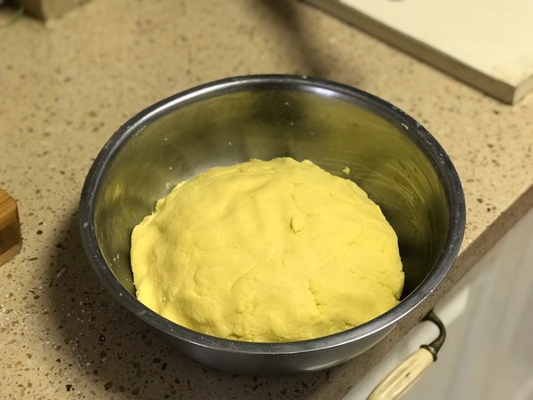 蔬菜燉牛肉貼餅子的做法-家常味燉菜譜-易網健康養生網 蔬菜燉牛肉貼餅子的做法-家常味燉菜譜