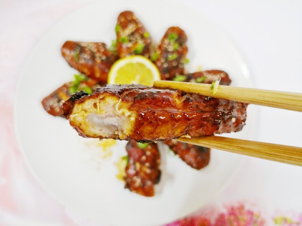 香煎雞翅的做法-家常味煎菜譜-易網(wǎng)健康養(yǎng)生網(wǎng) 香煎雞翅的做法-家常味煎菜譜