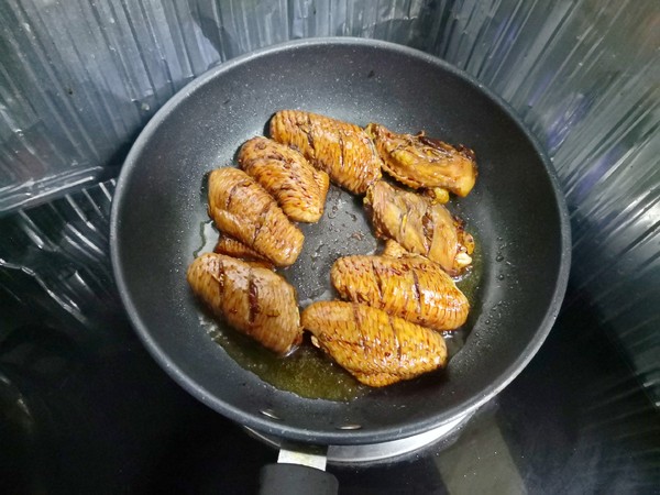 香煎雞翅的做法-家常味煎菜譜-易網(wǎng)健康養(yǎng)生網(wǎng) 香煎雞翅的做法-家常味煎菜譜