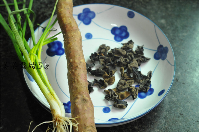 木耳山藥的做法-家常味炒菜譜-易網<a href=http://www.aoa7937.com/ target=_blank class=infotextkey>健康養生</a>網 木耳山藥的做法-家常味炒菜譜