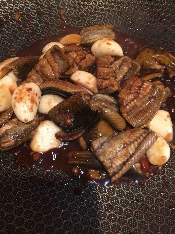 大蒜燒黃鱔的做法-蒜香味燒菜譜-易網健康養生網 大蒜燒黃鱔的做法-蒜香味燒菜譜