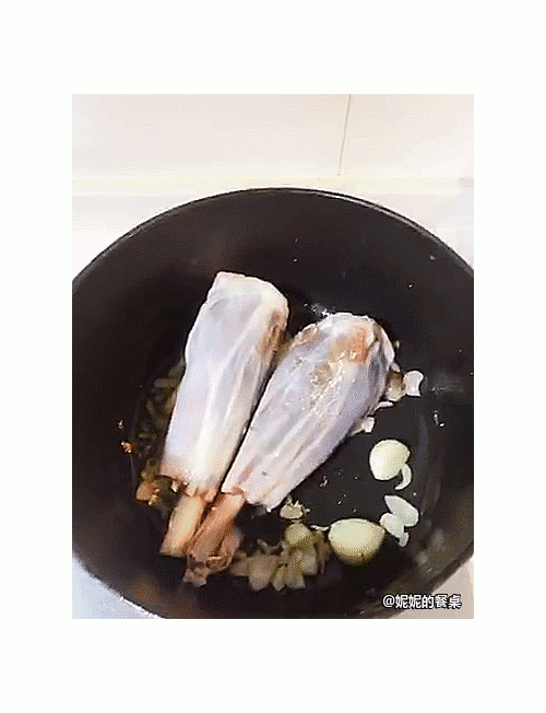 什錦蔬菜燉羊腱的做法-甜味燉菜譜-易網(wǎng)健康養(yǎng)生網(wǎng) 什錦蔬菜燉羊腱的做法-甜味燉菜譜
