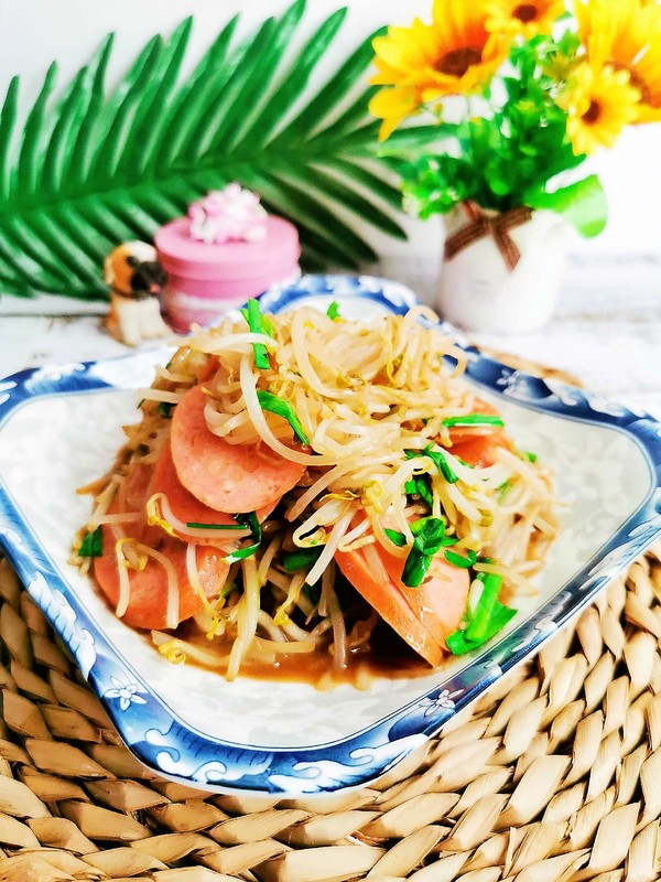 豆芽炒香腸的做法-咸鮮味炒菜譜-易網健康養(yǎng)生網 豆芽炒香腸的做法-咸鮮味炒菜譜