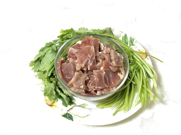 香菜嫩牛肉的做法-咸鮮味燒菜譜