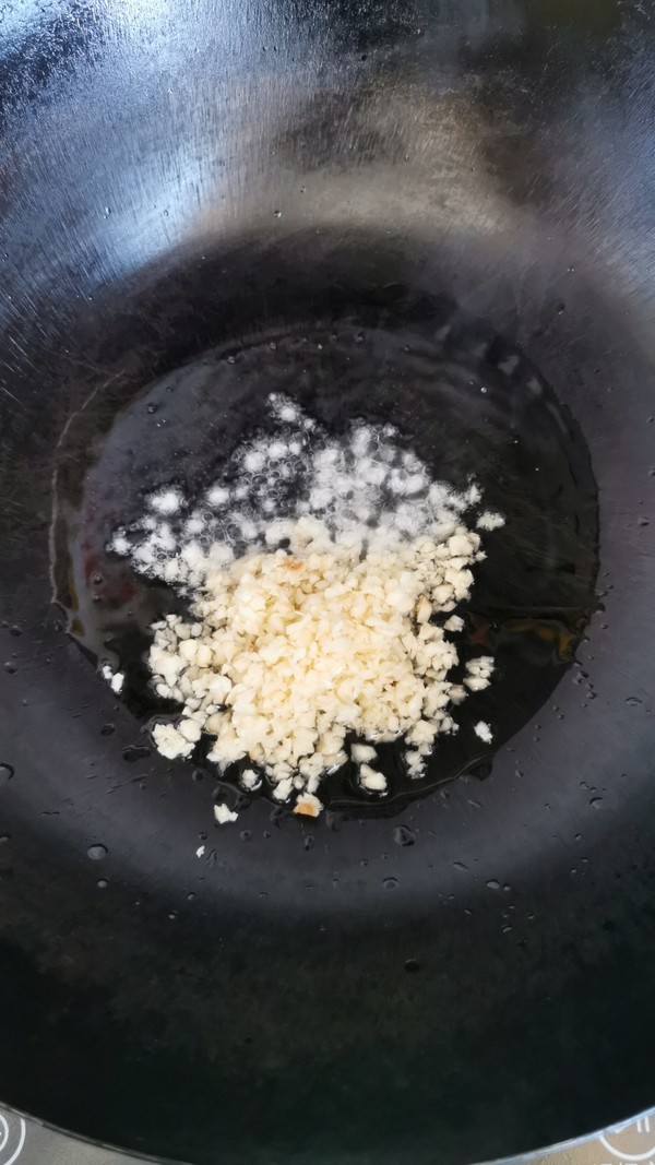 蒜蓉茼蒿的做法-咸鮮味炒菜譜