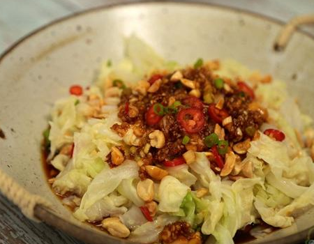 涼拌白菜的做法-家常味拌菜譜-易網健康養生網 涼拌白菜的做法-家常味拌菜譜