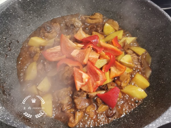 雞塊燒芋頭的做法-其它口味炒菜譜