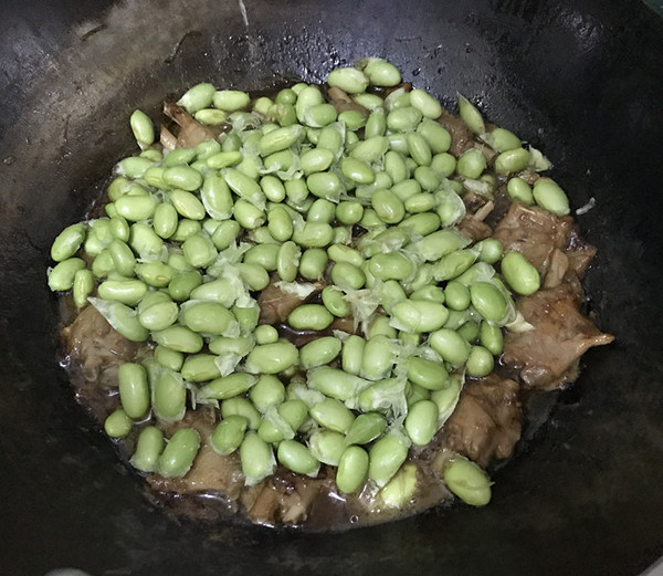 毛豆燒鴨翅的做法-家常味燒菜譜-易網(wǎng)健康養(yǎng)生網(wǎng) 毛豆燒鴨翅的做法-家常味燒菜譜