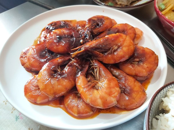 油燜大蝦的做法-咸鮮味煎菜譜-易網(wǎng)健康養(yǎng)生網(wǎng) 油燜大蝦的做法-咸鮮味煎菜譜
