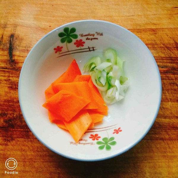 胡蘿卜白菜燉肉的做法-家常味燉菜譜