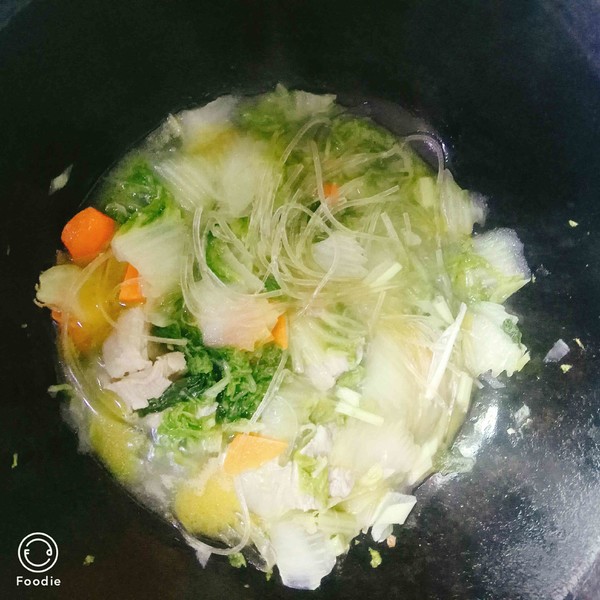 胡蘿卜白菜燉肉的做法-家常味燉菜譜