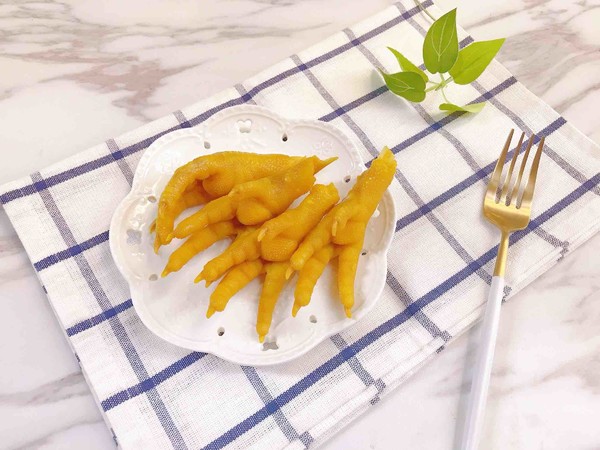 超入味的鹽焗鳳爪的做法-咸鮮味煮菜譜
