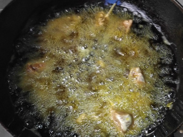 玉米筍蒸排骨的做法-咸鮮味蒸菜譜-易網健康養生網 玉米筍蒸排骨的做法-咸鮮味蒸菜譜