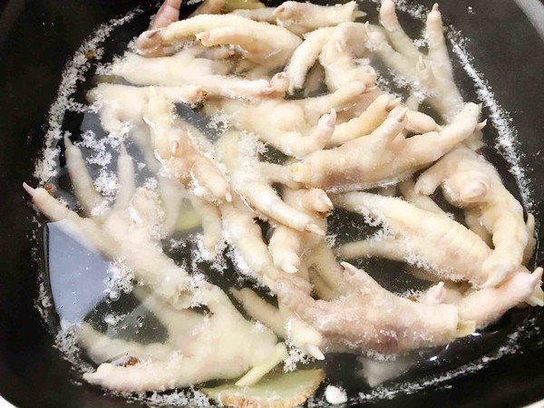 超入味的鹽焗鳳爪的做法-咸鮮味煮菜譜