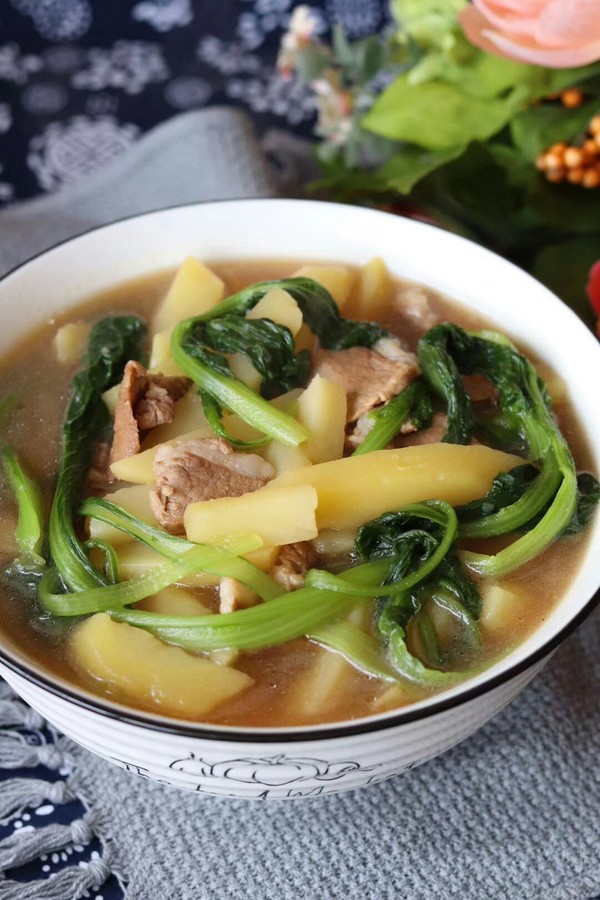 小白菜燉土豆的做法-咸鮮味燉菜譜-易網(wǎng)健康養(yǎng)生網(wǎng) 小白菜燉土豆的做法-咸鮮味燉菜譜